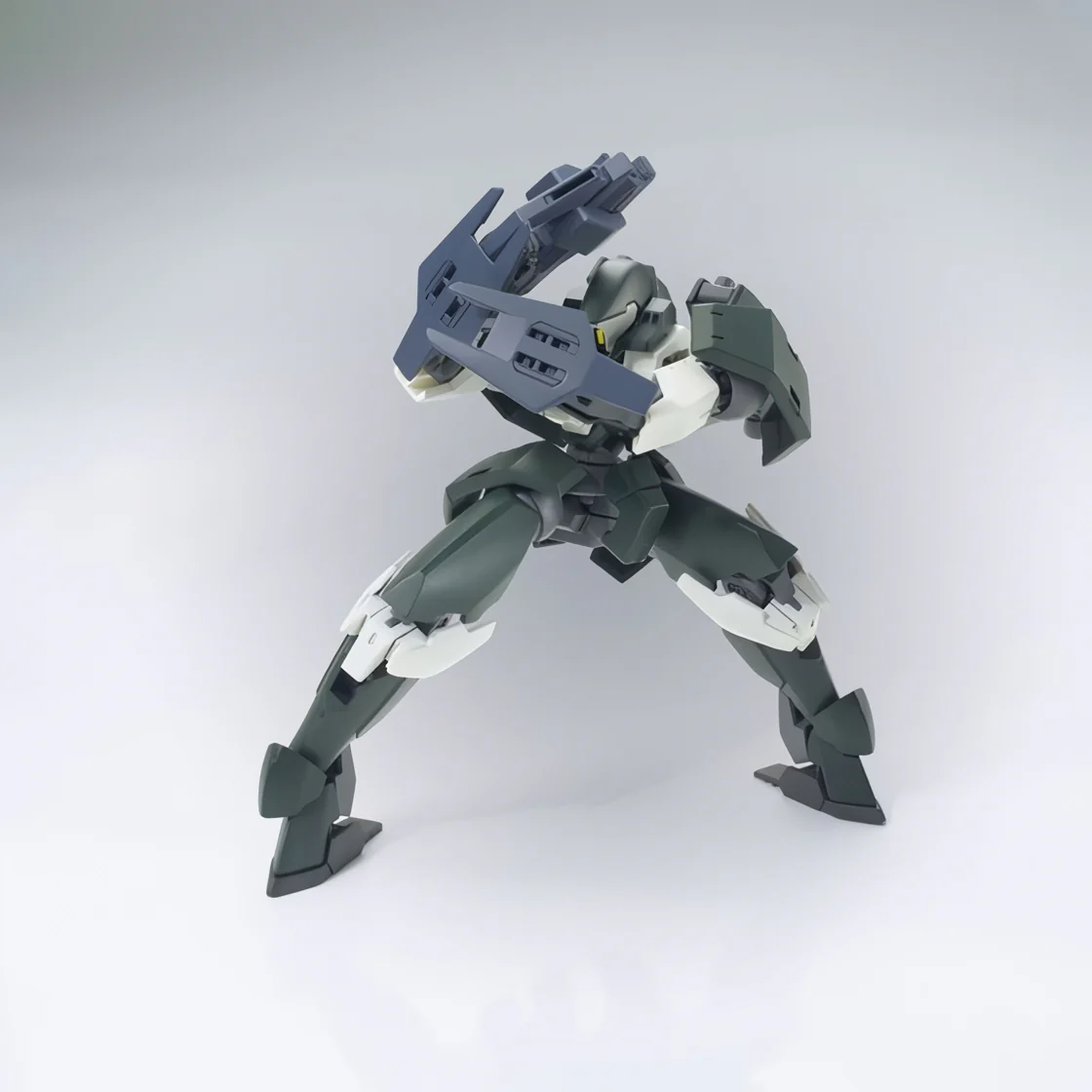 Bandai HGIBO 1/144 EB-08 Julieta's Reginlaze Model Kit - Image 4
