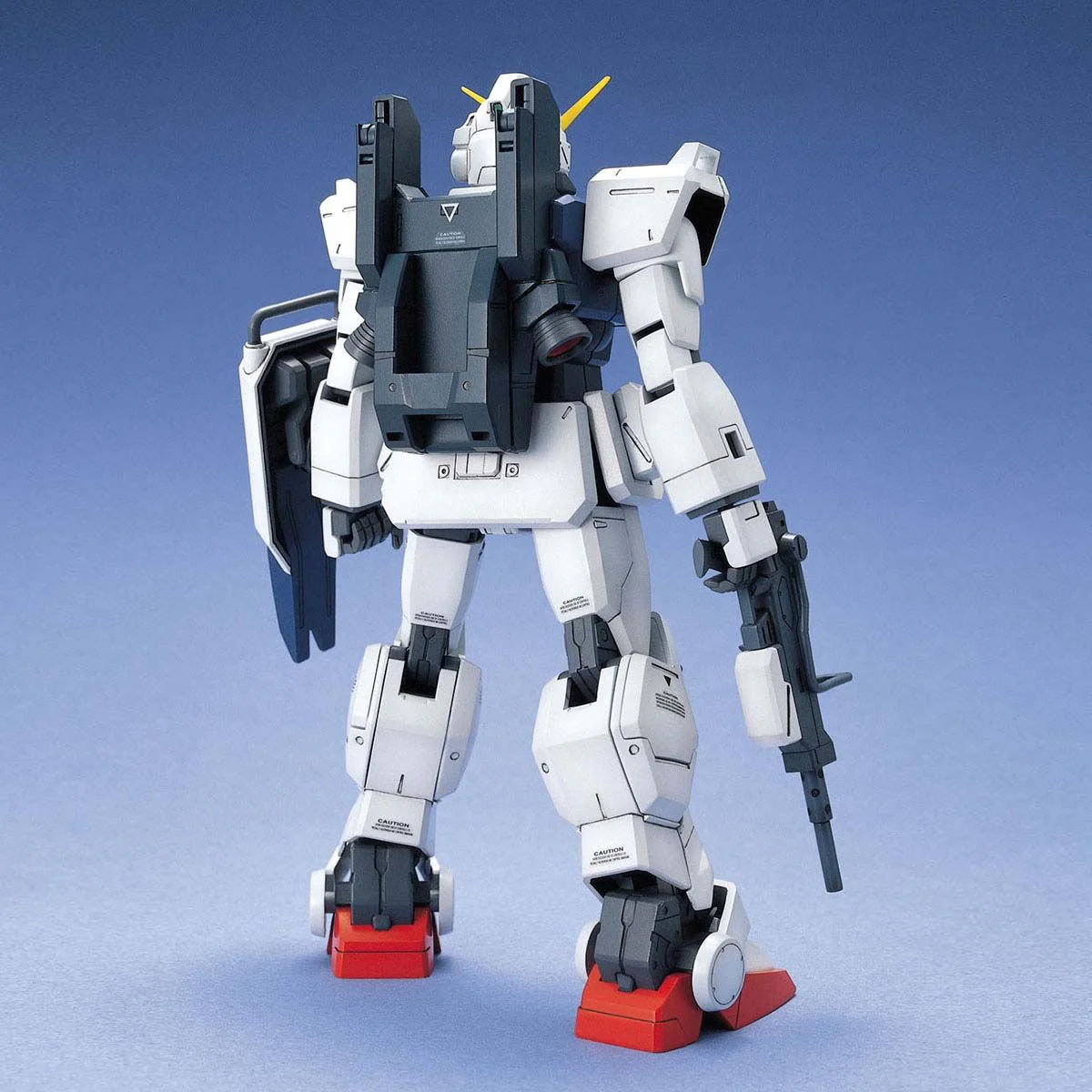 Bandai MG 1/100 RX-79[G] Gundam Ground Type Model Kit - Image 3