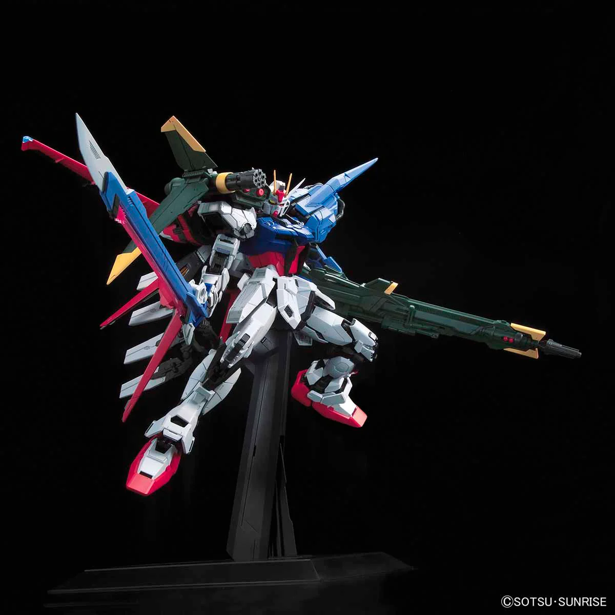 Bandai PG 1/60 GAT-X105+AQM/E-YM1 Perfect Strike Gundam Model Kit - Image 3
