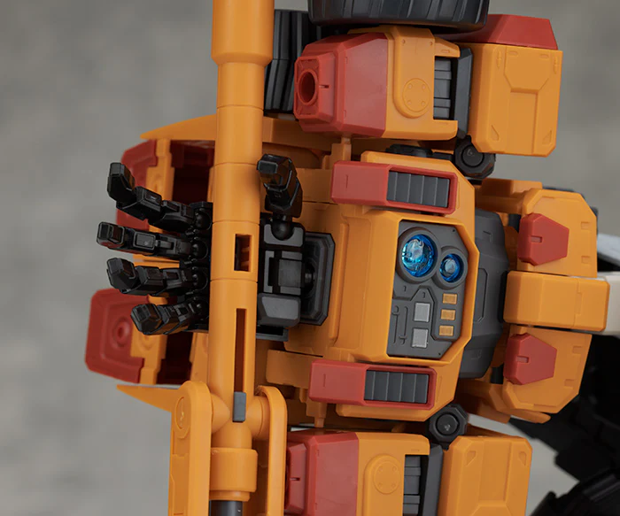 Bandai RG The King of Braves Goldymarg Model Kit - Image 10