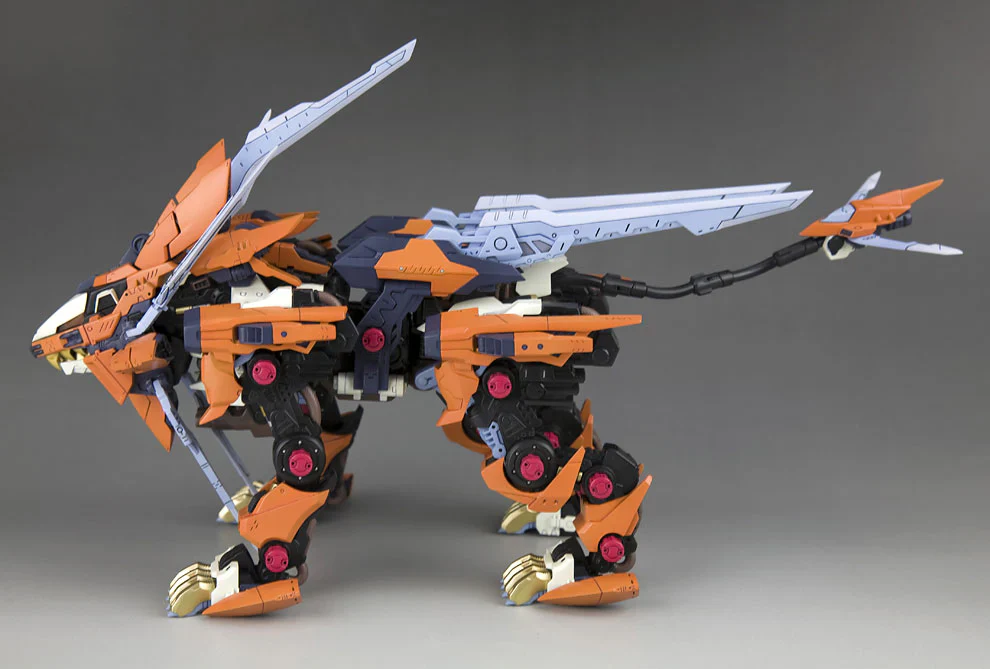 Kotobukiya HMM ZOIDS 1/72 RZ-041 Liger Zero Schneider Marking Plus Ver. Model Kit - Image 3